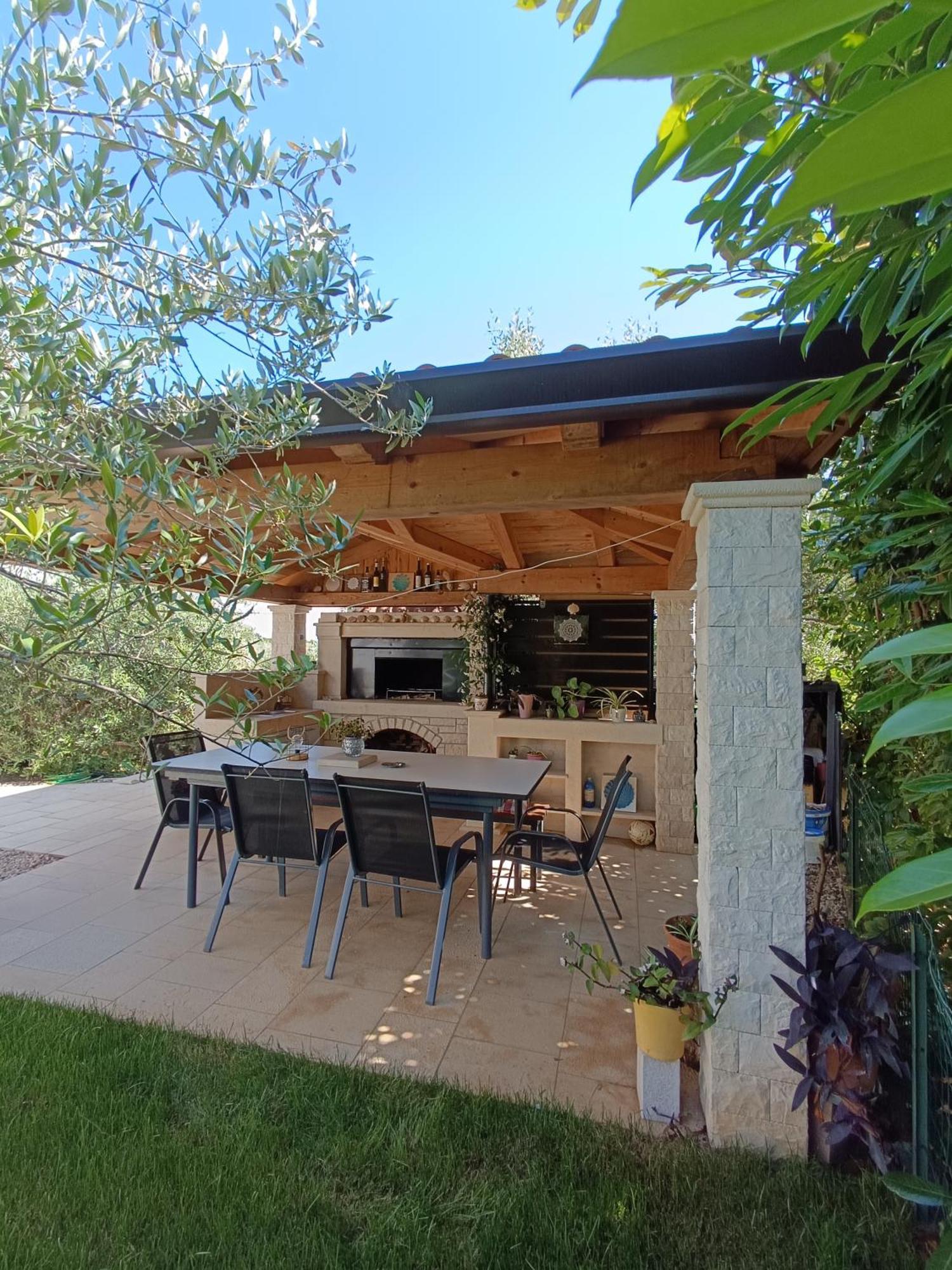 Apartman Ika Umag Exterior foto